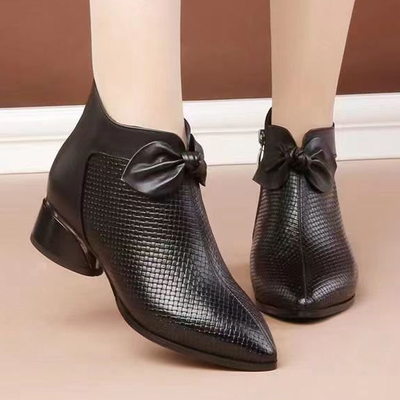 Чоботи - Чорний