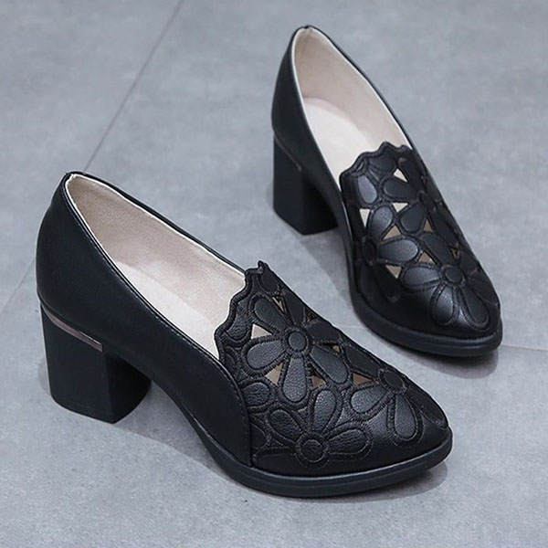 Туфлі на широких підборах чорні