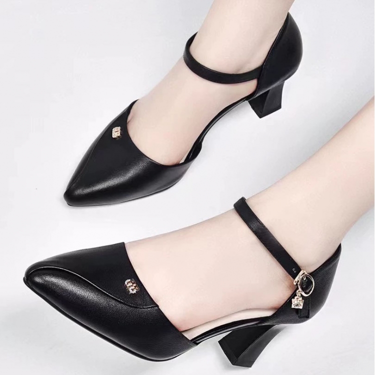 Босоніжки - Чорний